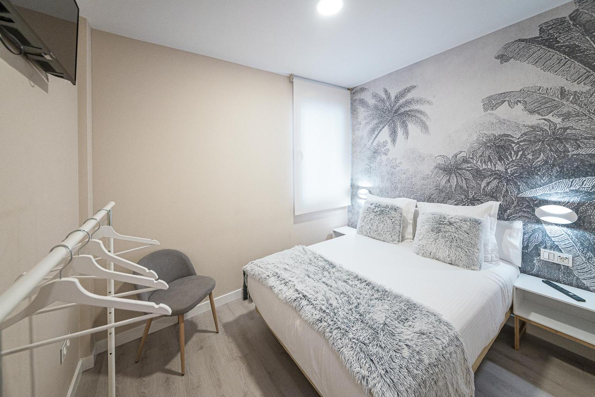 Hostal Plaza Boutique (Adults Only) Zaragoza Luaran gambar