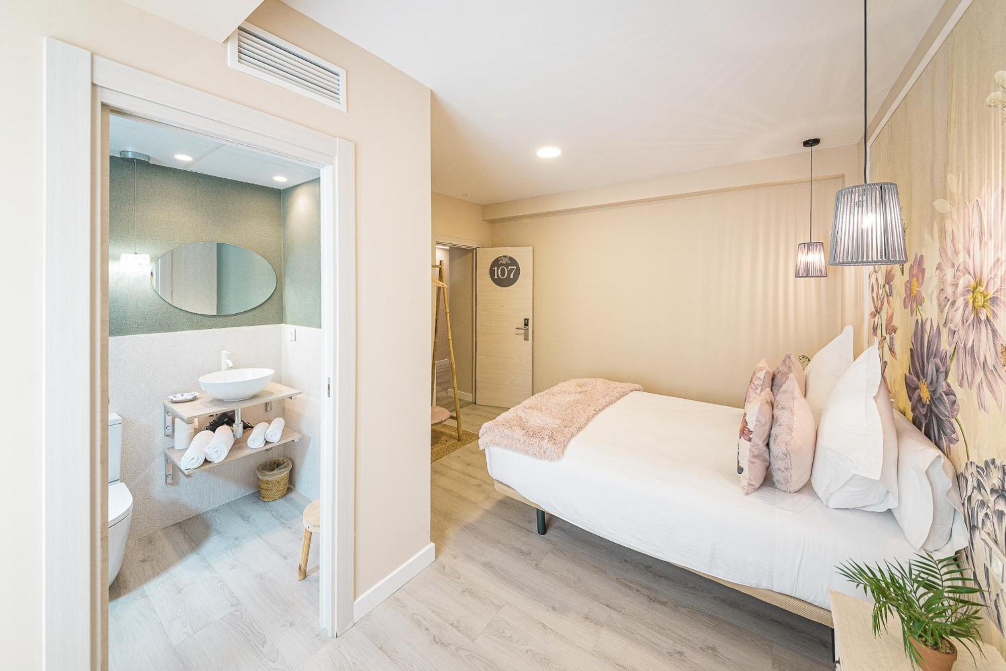 Hostal Plaza Boutique (Adults Only) Zaragoza Luaran gambar